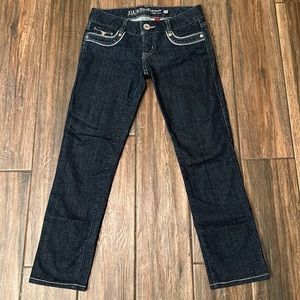 👖 LN Guess brand Daredevil Skinny Leg style women’s stretch jeans